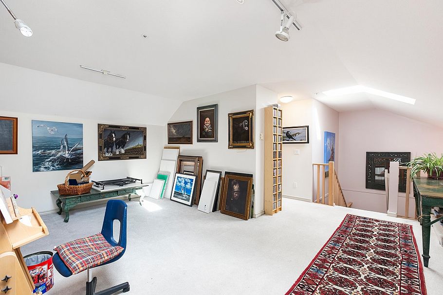 TH D 1133 E 29th Street North Vancouver, BC - 8