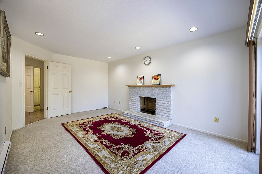 2063 W 47th Avenue Vancouver, BC - 20