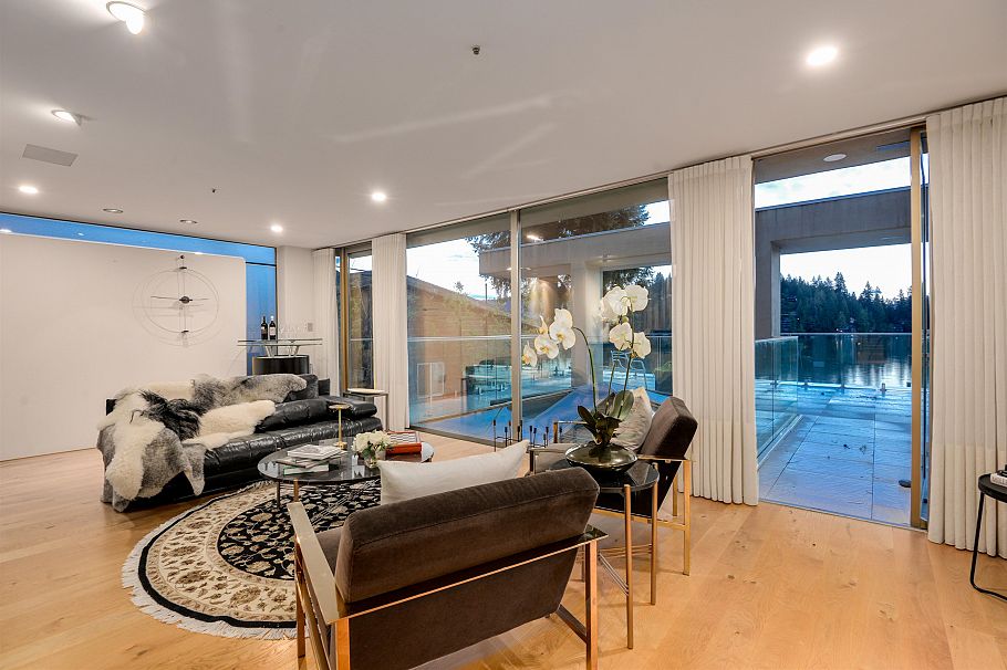 2724 Panorama Drive North Vancouver, BC - 19