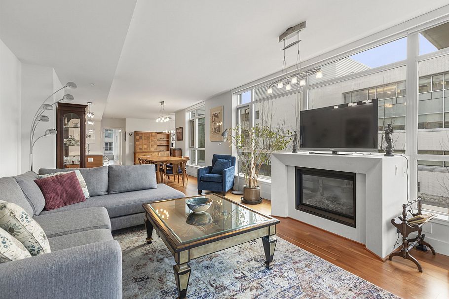 302 6080 Iona Drive Vancouver, BC - 14