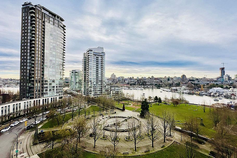 607 583 Beach Crescent Vancouver, BC - 5