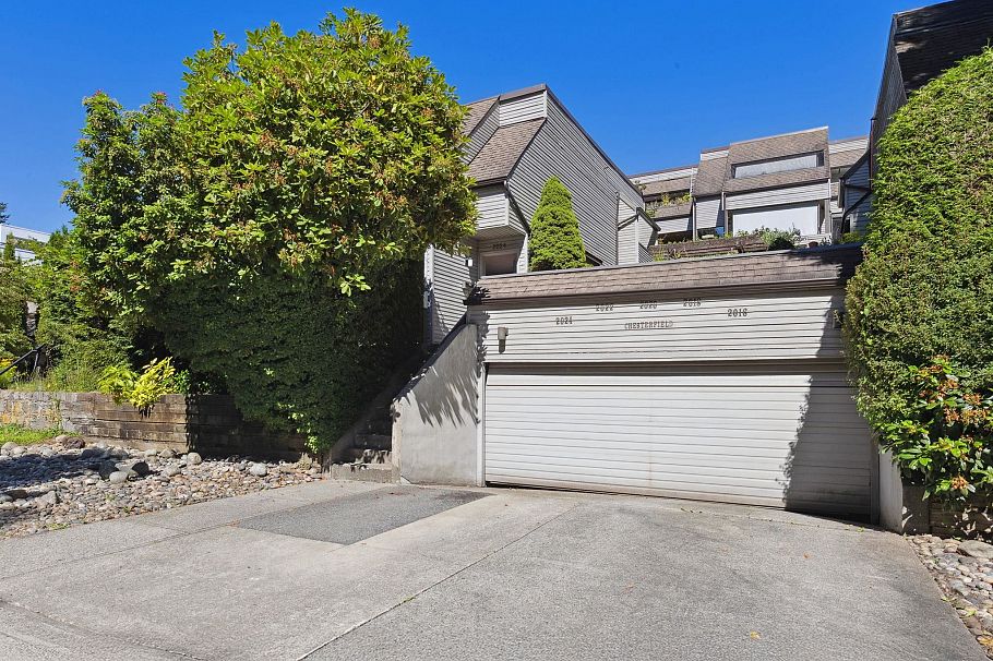 2024 Chesterfield Avenue North Vancouver, BC - 1