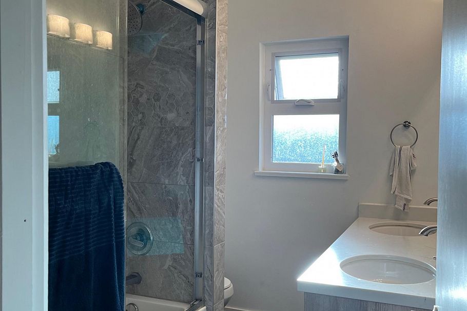 4749 Fairmont Street Vancouver, BC - 11