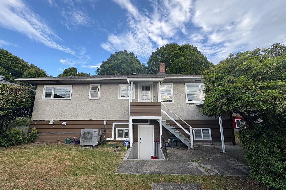 4749 Fairmont Street Vancouver, BC - 21