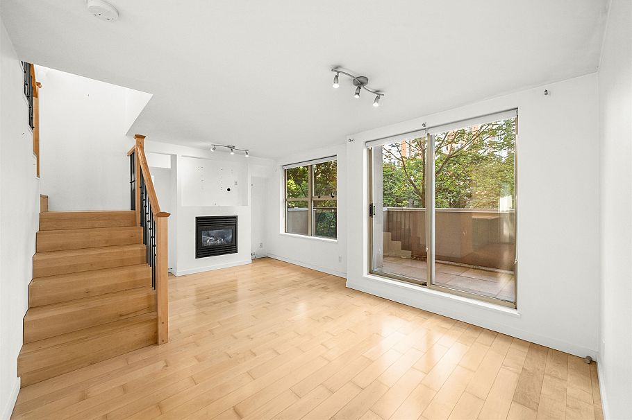 TH8 989 Richards Street Vancouver, BC - 5