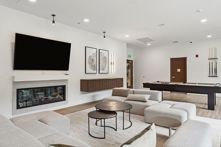 209 3594 Malsum Drive North Vancouver, BC - 36