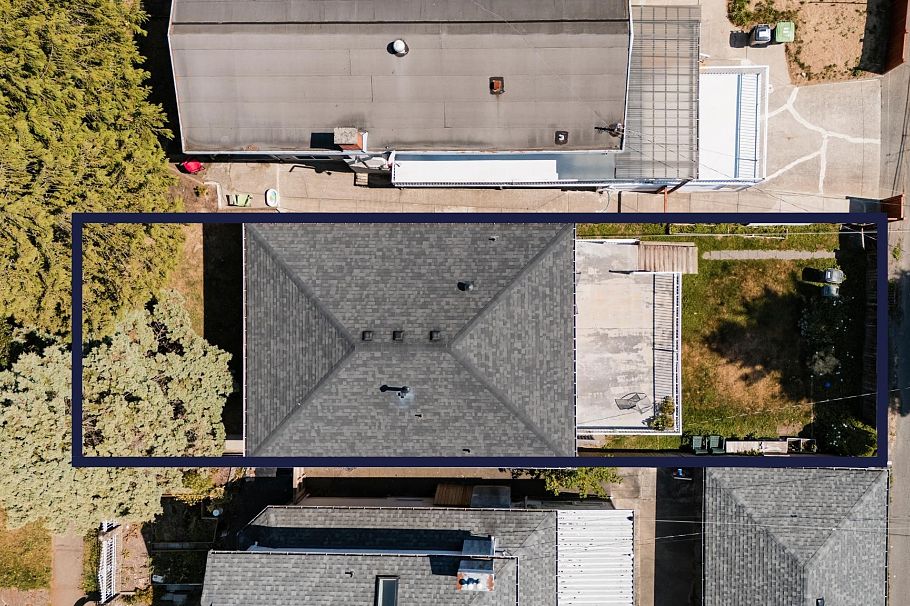 5120 Fairmont Street Vancouver, BC - 4