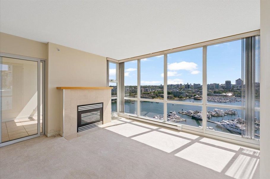 1903 1077 Marinaside Crescent Vancouver, BC - 11