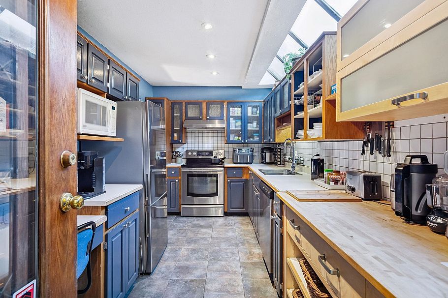 2024 Chesterfield Avenue North Vancouver, BC - 15