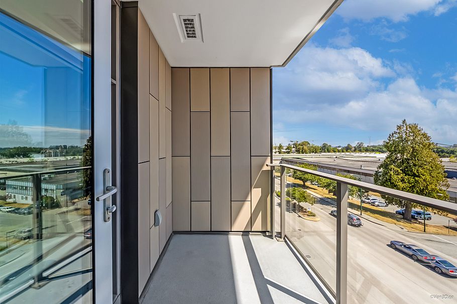 407 8181 Chester Street Vancouver, BC - 16