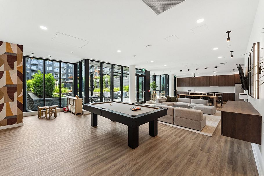 209 3594 Malsum Drive North Vancouver, BC - 33