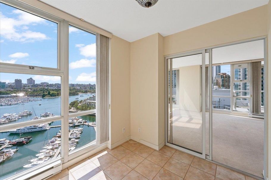 1903 1077 Marinaside Crescent Vancouver, BC - 22