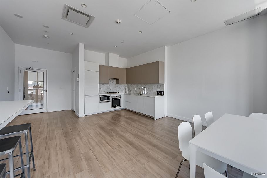 407 8181 Chester Street Vancouver, BC - 11