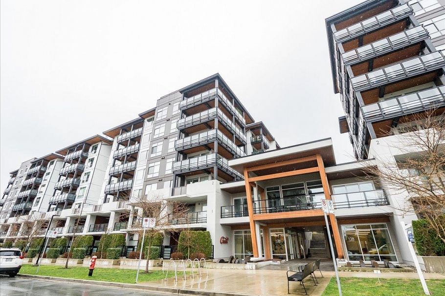 406 108 E 8th Street North Vancouver, BC - 7