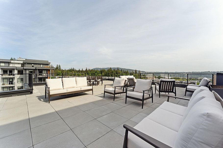 209 3594 Malsum Drive North Vancouver, BC - 31