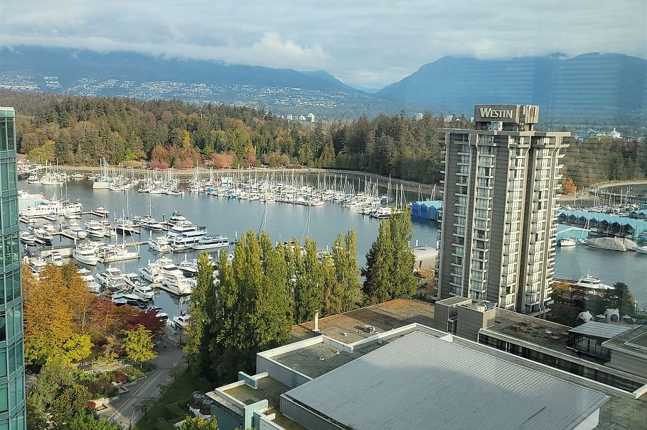 2004 1616 Bayshore Drive Vancouver, BC - 1