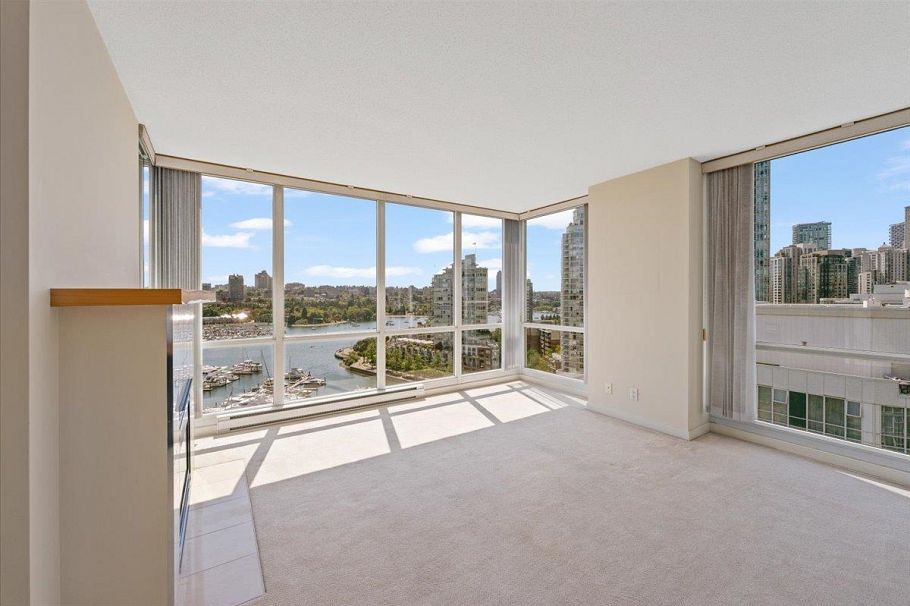 1903 1077 Marinaside Crescent Vancouver, BC - 6