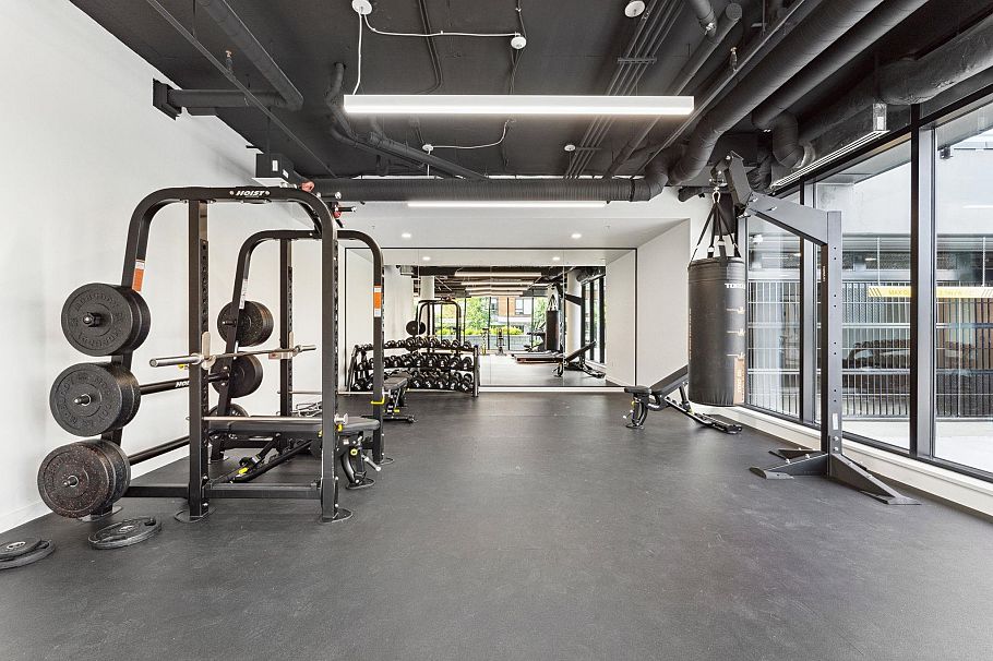 209 3594 Malsum Drive North Vancouver, BC - 37