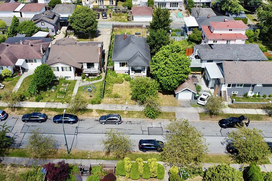 2781 Oxford Street Vancouver, BC - 33