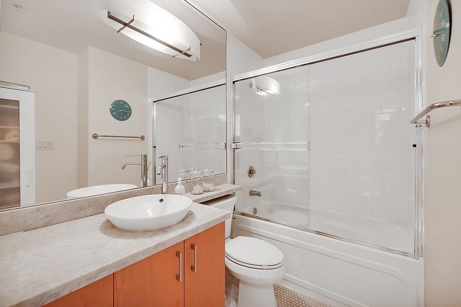 1907 1050 Smithe Street Vancouver, BC - 15