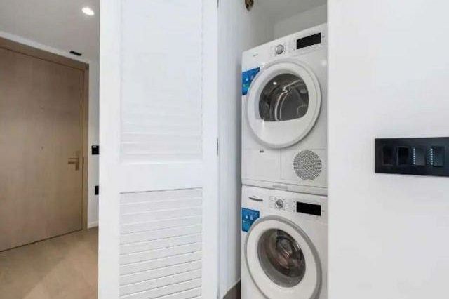 1504 1408 Robson Street Vancouver, BC - 10