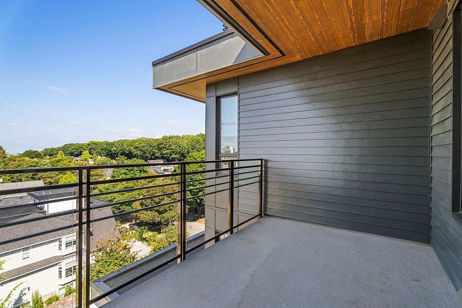 603 2450 Garden Drive Vancouver, BC - 16