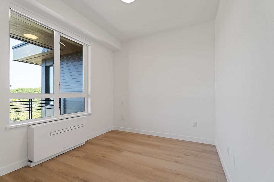 603 2450 Garden Drive Vancouver, BC - 12