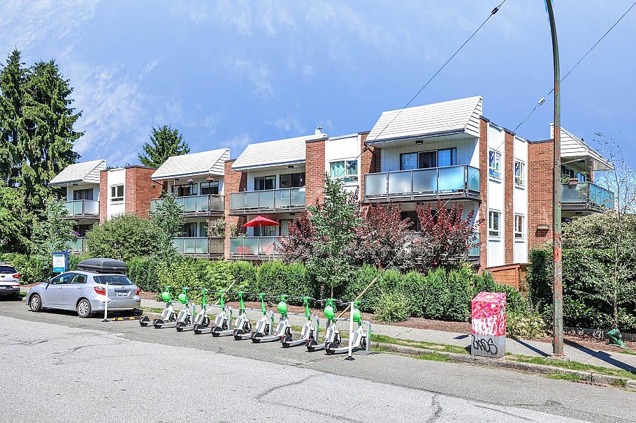 #205 665 E 6th Avenue Vancouver, BC - 2