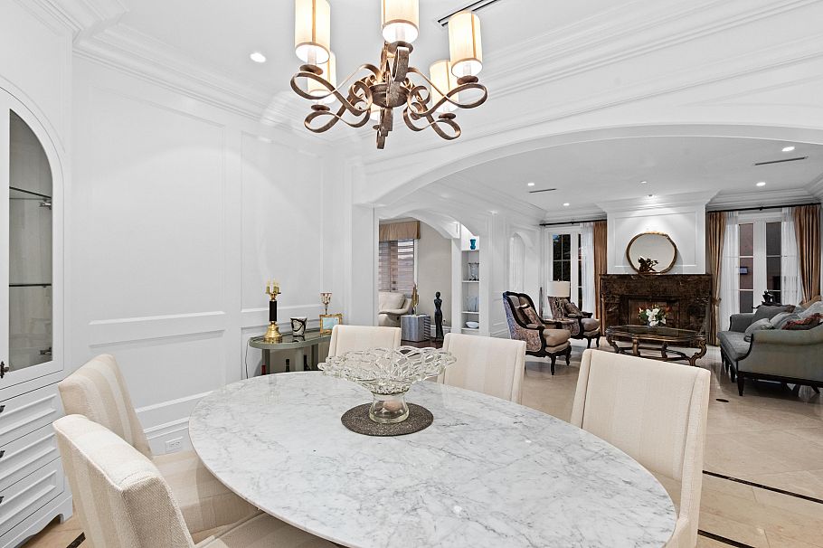 4651 Simpson Avenue Vancouver, BC - 3