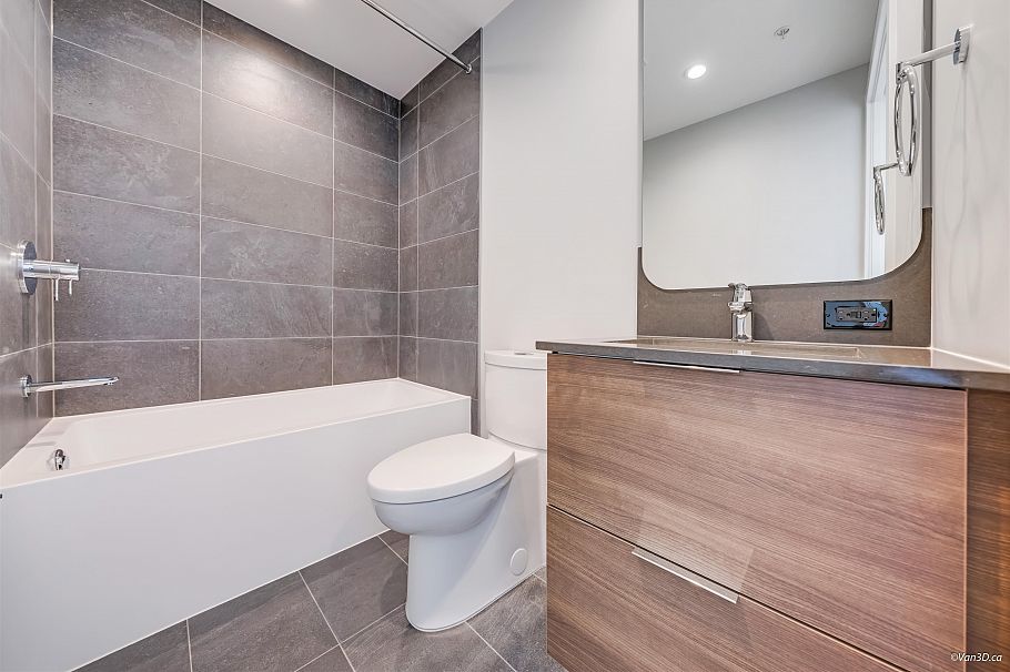 409 2385 Emery Court North Vancouver, BC - 17