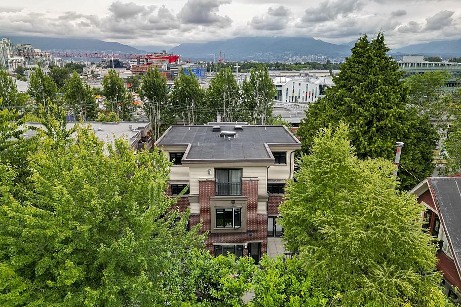 460 E 5th Avenue Vancouver, BC - 37