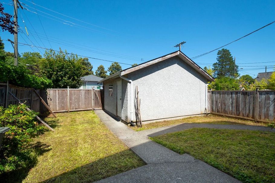 3494 Laurel Street Vancouver, BC - 37