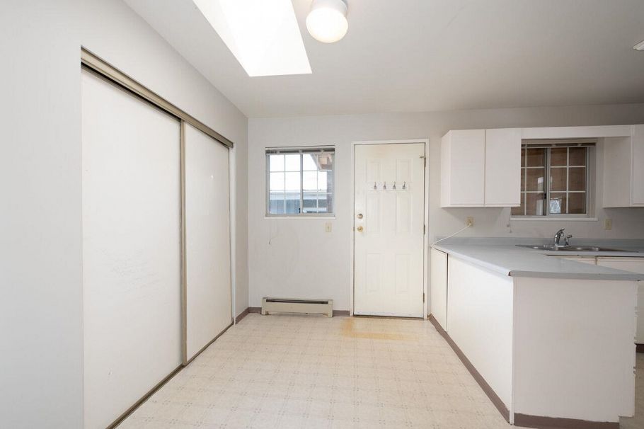 3494 Laurel Street Vancouver, BC - 27