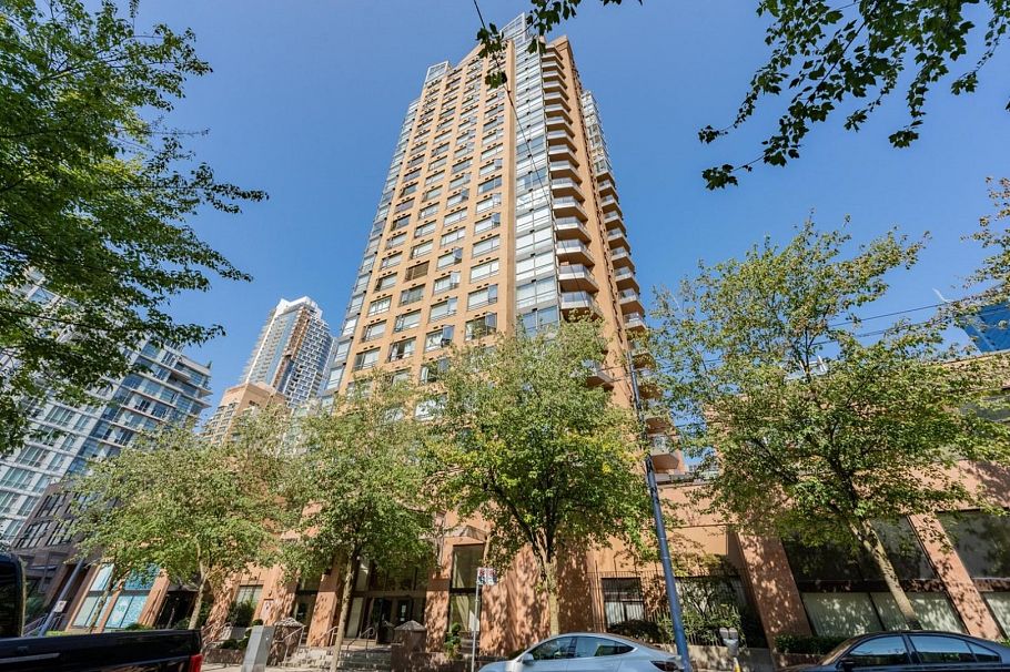 2703 1189 Howe Street Vancouver, BC - 33