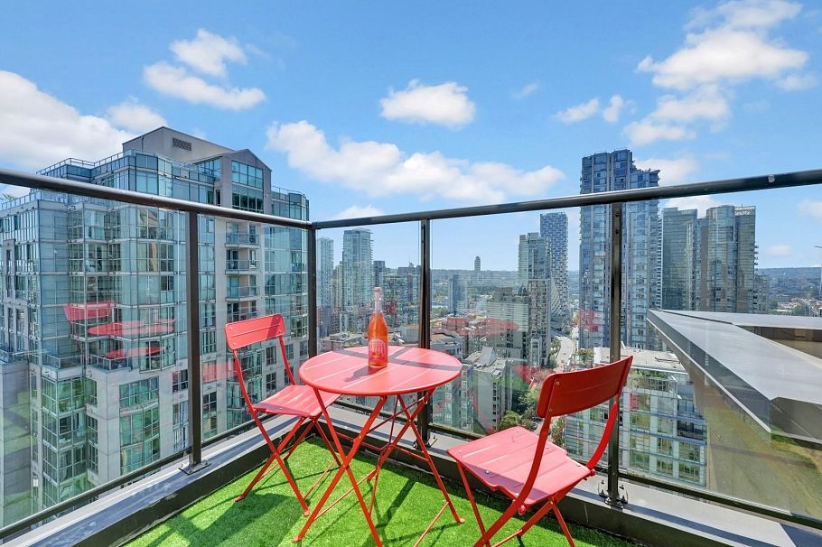 2703 1189 Howe Street Vancouver, BC - 29