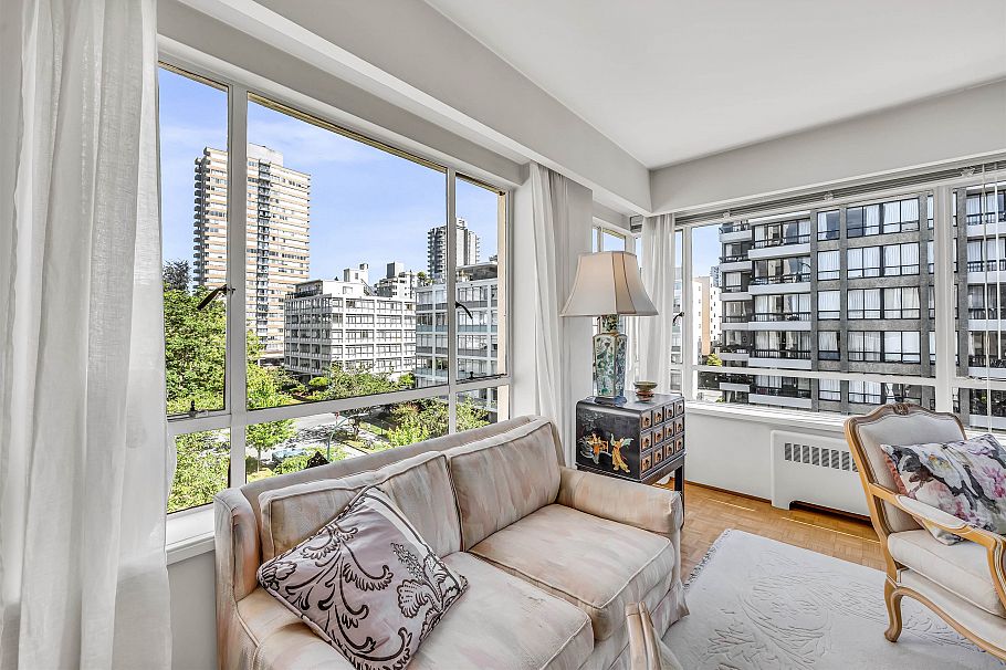 508 1949 Beach Avenue Vancouver, BC - 3