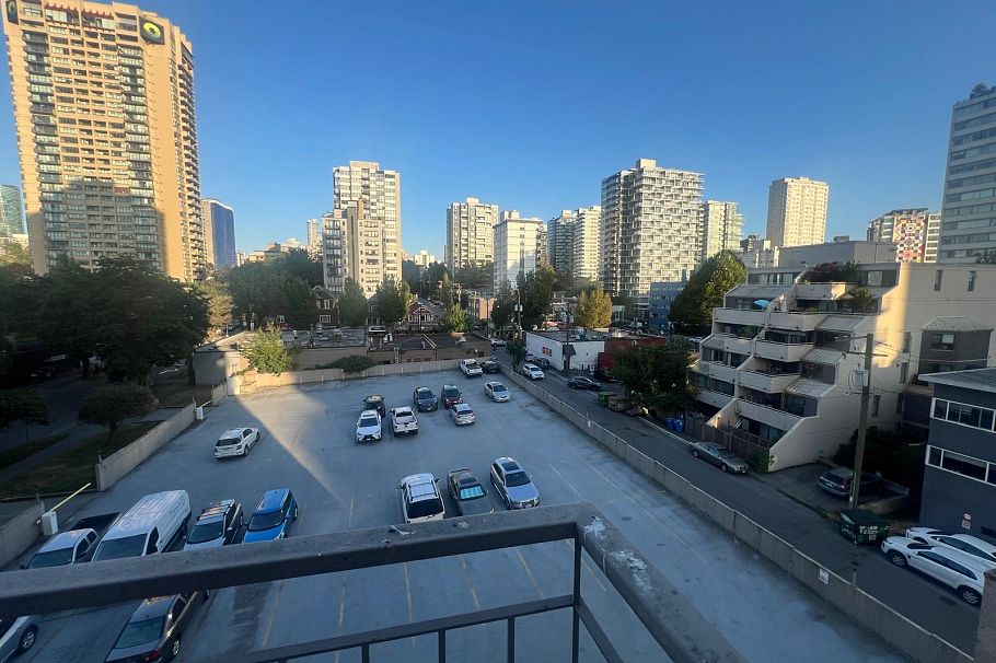 501 1850 Comox Street Vancouver, BC - 15