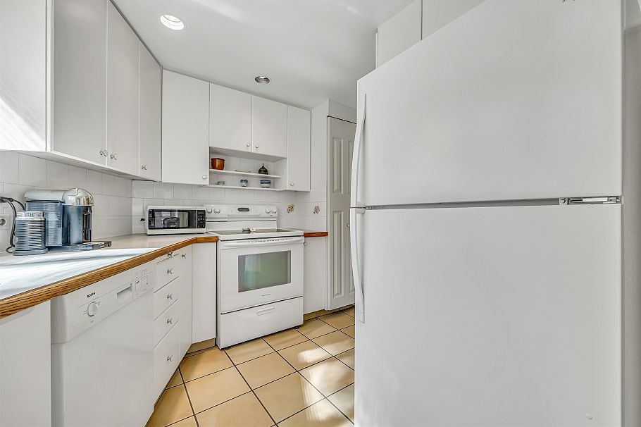 508 1949 Beach Avenue Vancouver, BC - 13