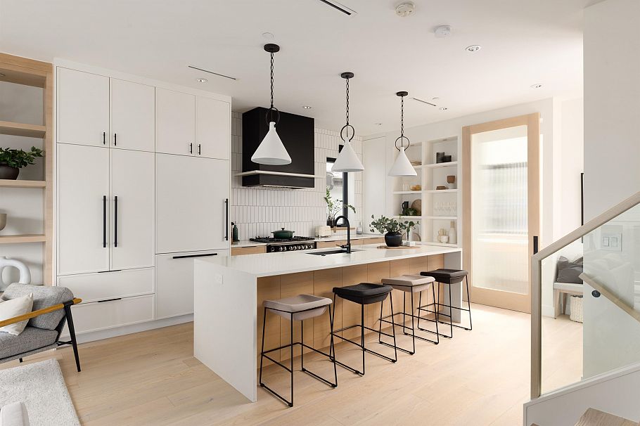 4626 Windsor Street Vancouver, BC - 5