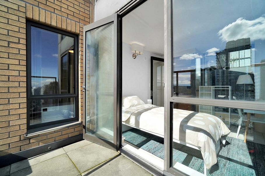 2703 1189 Howe Street Vancouver, BC - 24