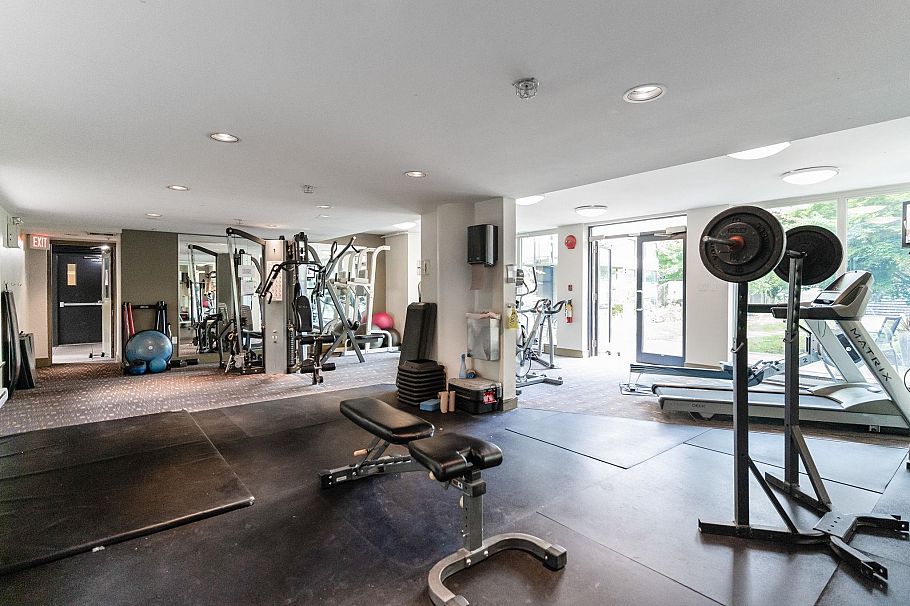 423 8988 Hudson Street Vancouver, BC - 17