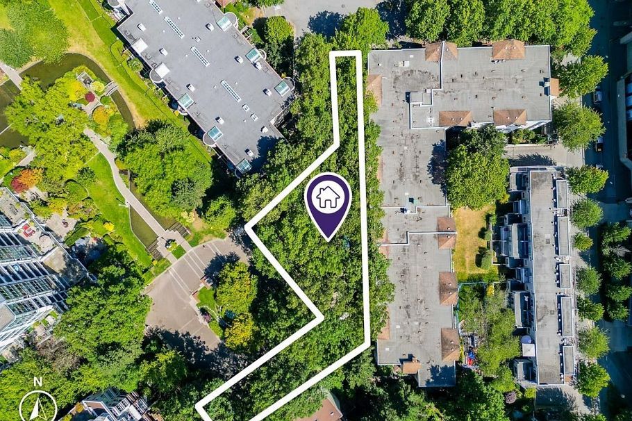 500 Starboard Square Vancouver, BC - 1