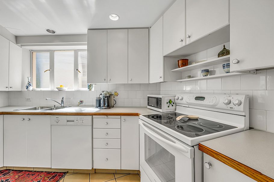 508 1949 Beach Avenue Vancouver, BC - 12