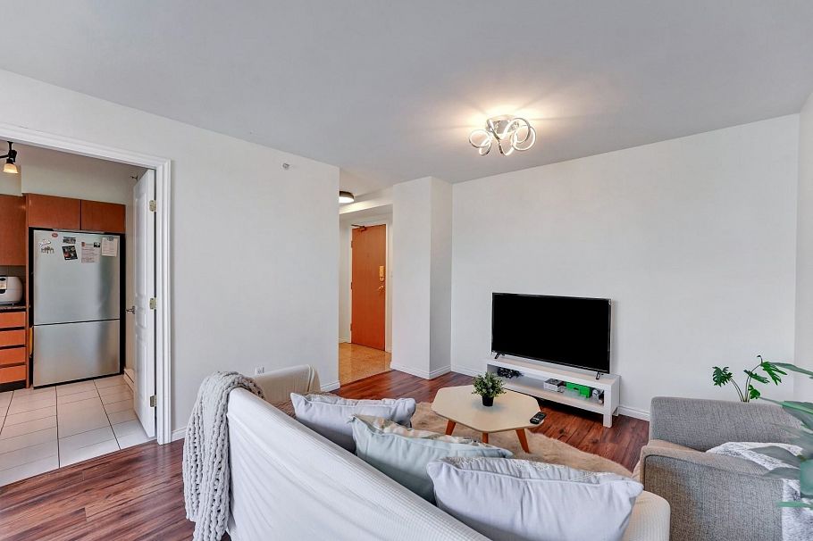 2703 1189 Howe Street Vancouver, BC - 6