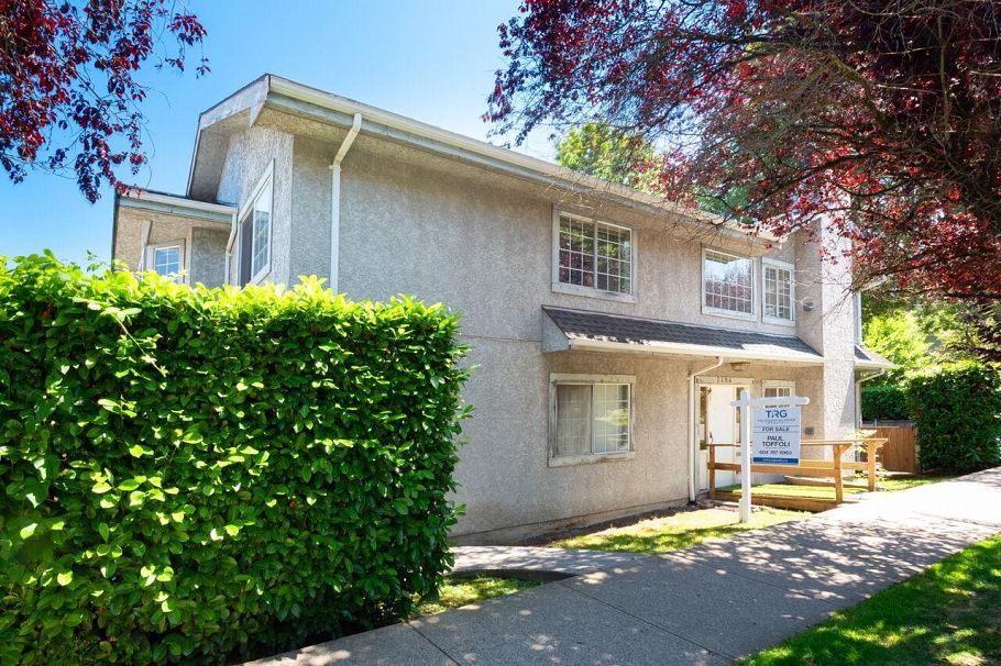 3494 Laurel Street Vancouver, BC - 2
