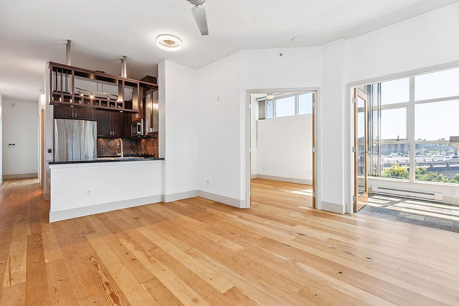 423 8988 Hudson Street Vancouver, BC - 1