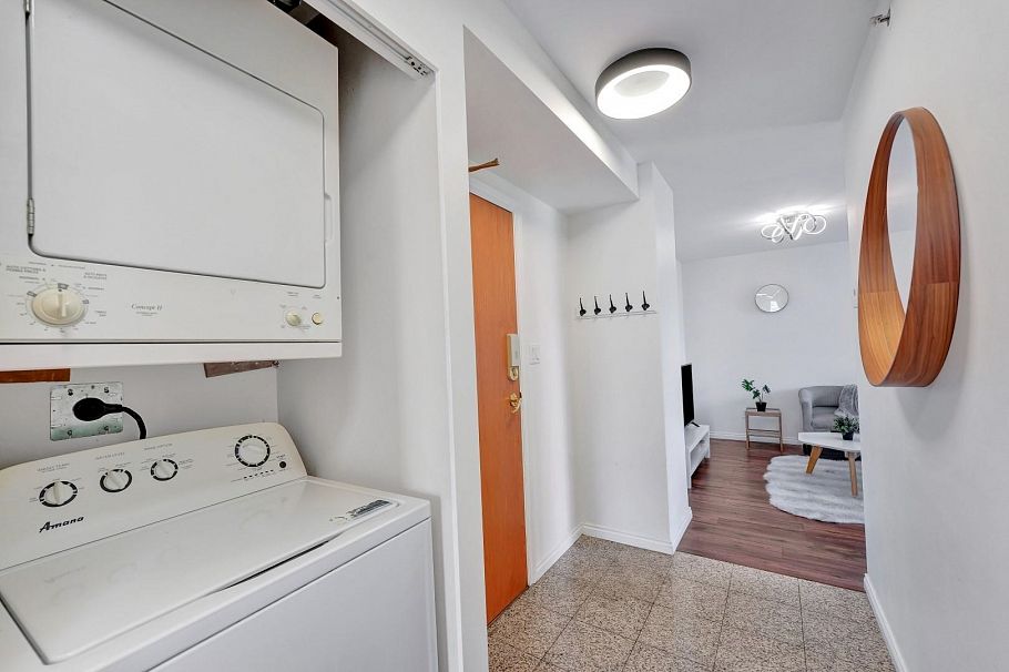 2703 1189 Howe Street Vancouver, BC - 14