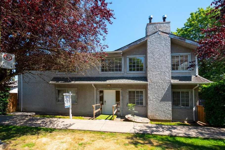 3494 Laurel Street Vancouver, BC - 1