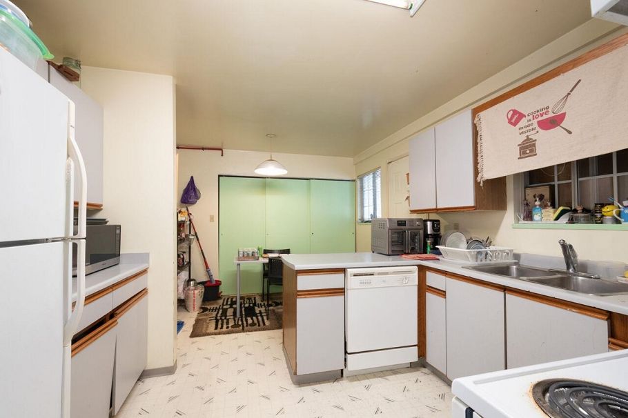 3494 Laurel Street Vancouver, BC - 12