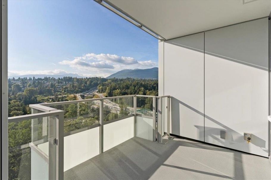 3006 1500 Fern Street North Vancouver, BC - 11